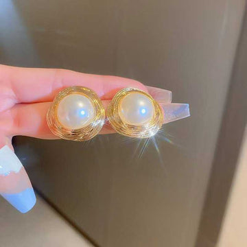 Pearl Gold – Silver Needle Earrings